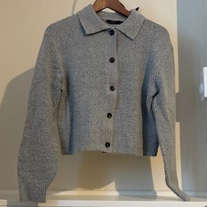 RDI Light Gray Knit Sweater